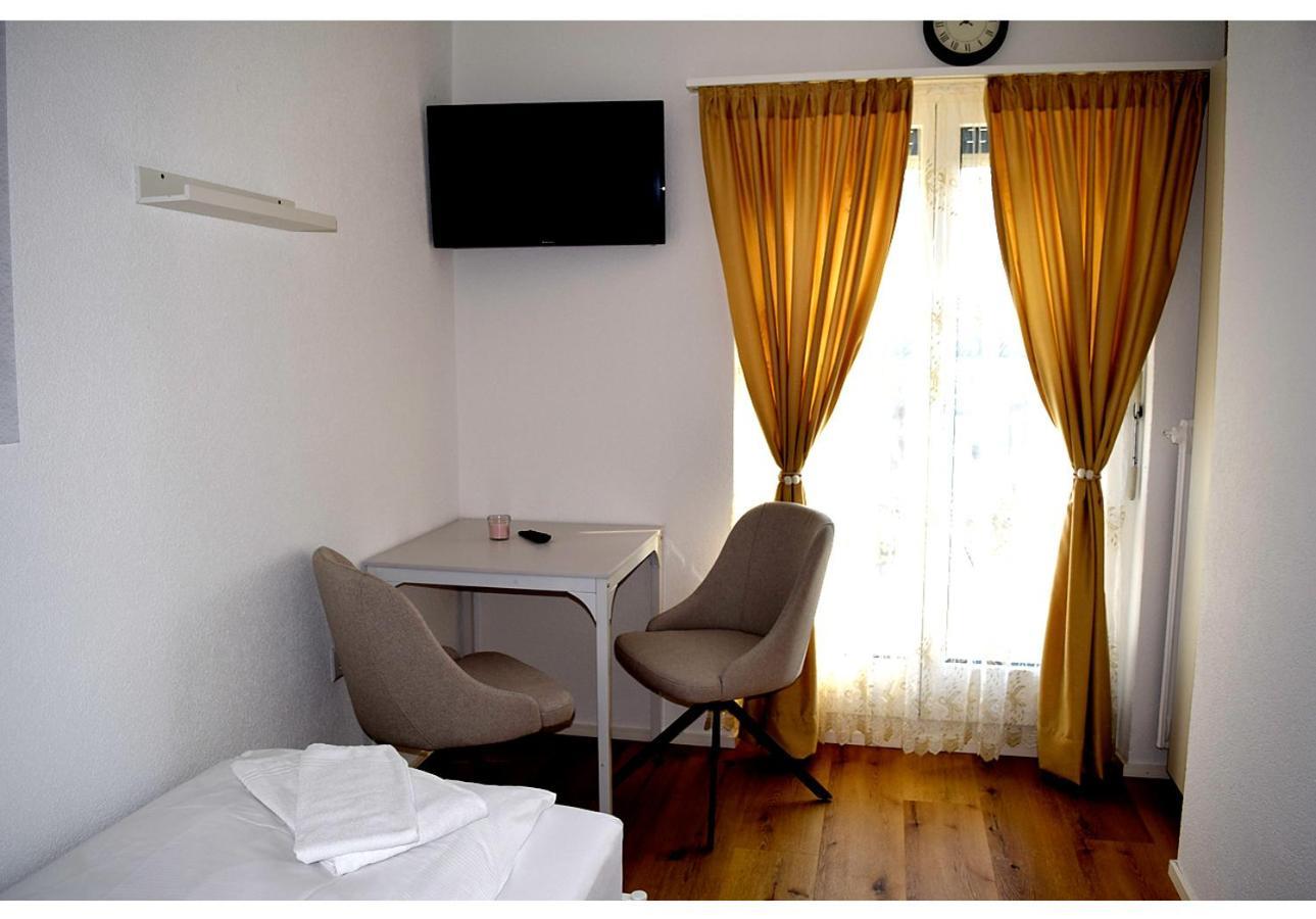 Hotel Restaurant Krebs Гренхен Экстерьер фото